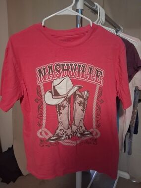 Rebellious One Nashville Graphic Tee - Coral Pink
